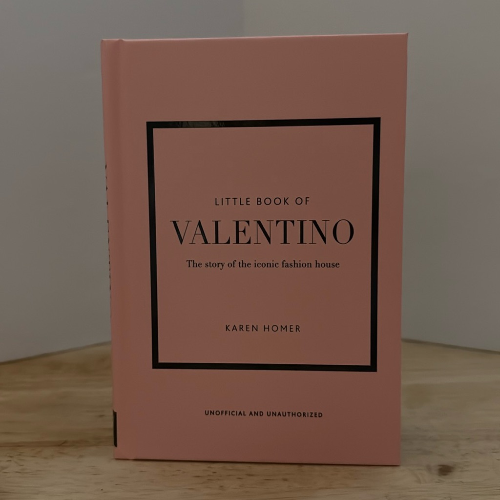 Valentino Pink Little Book